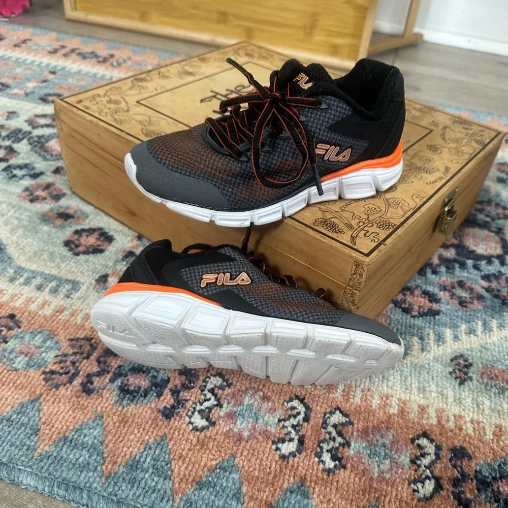 New Fila Exolize 2 Kids Sneakers Running Shoes Black Gray Orange Size 12T